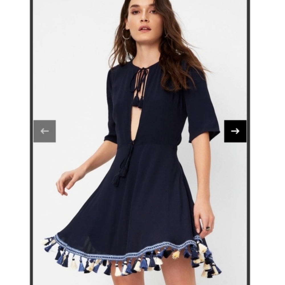 TULAROSA TALLULAH KEYHOLE BLUE TASSEL DRESS NWT SIZE MEDIUM